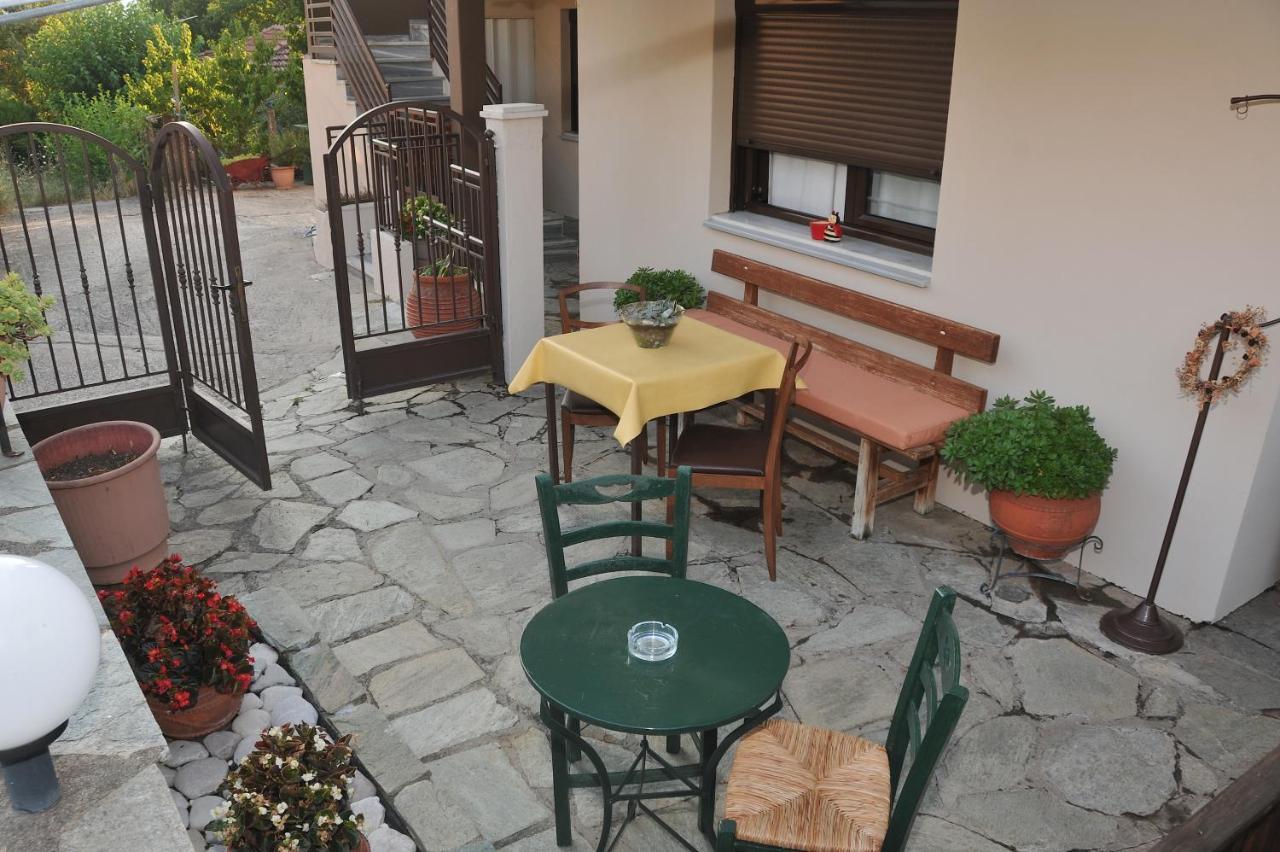 Guesthouse Bloutsos Rooms Kastrákion Exteriér fotografie