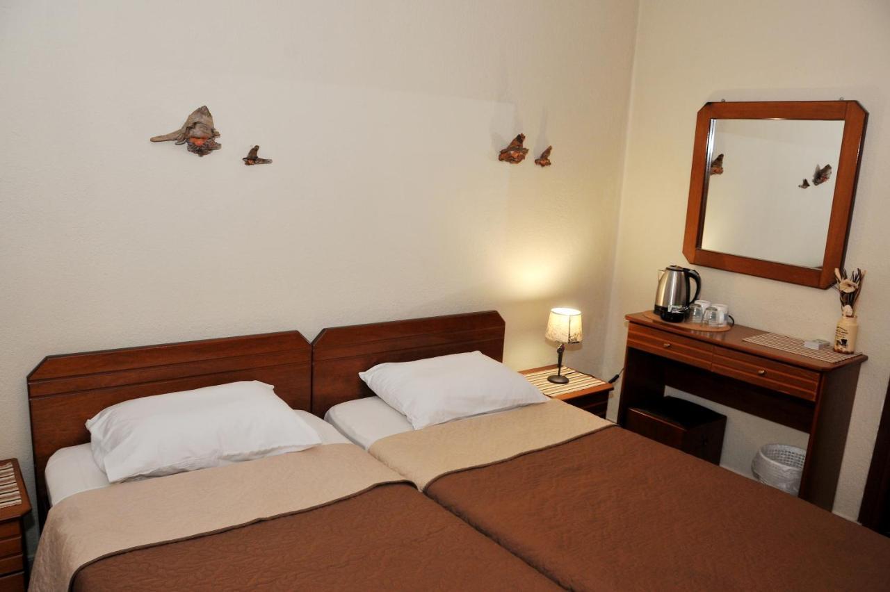 Guesthouse Bloutsos Rooms Kastrákion Exteriér fotografie